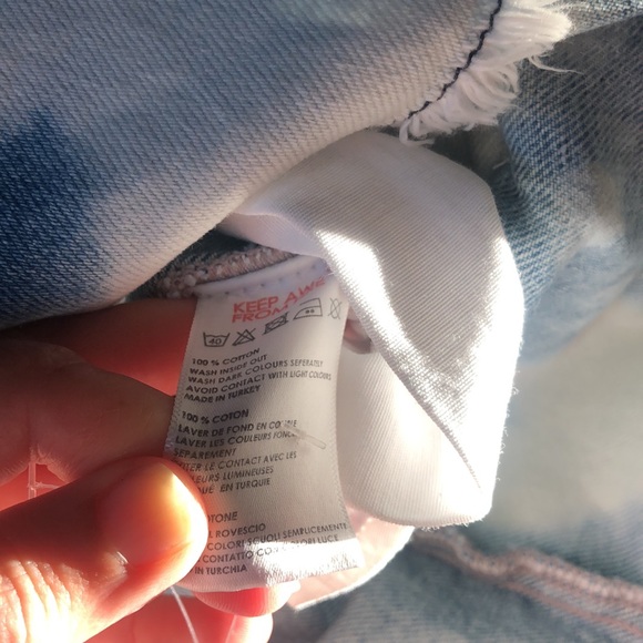 NWT Urban Outfitters BDG Bleached denim mini skirt. - Picture 8 of 10